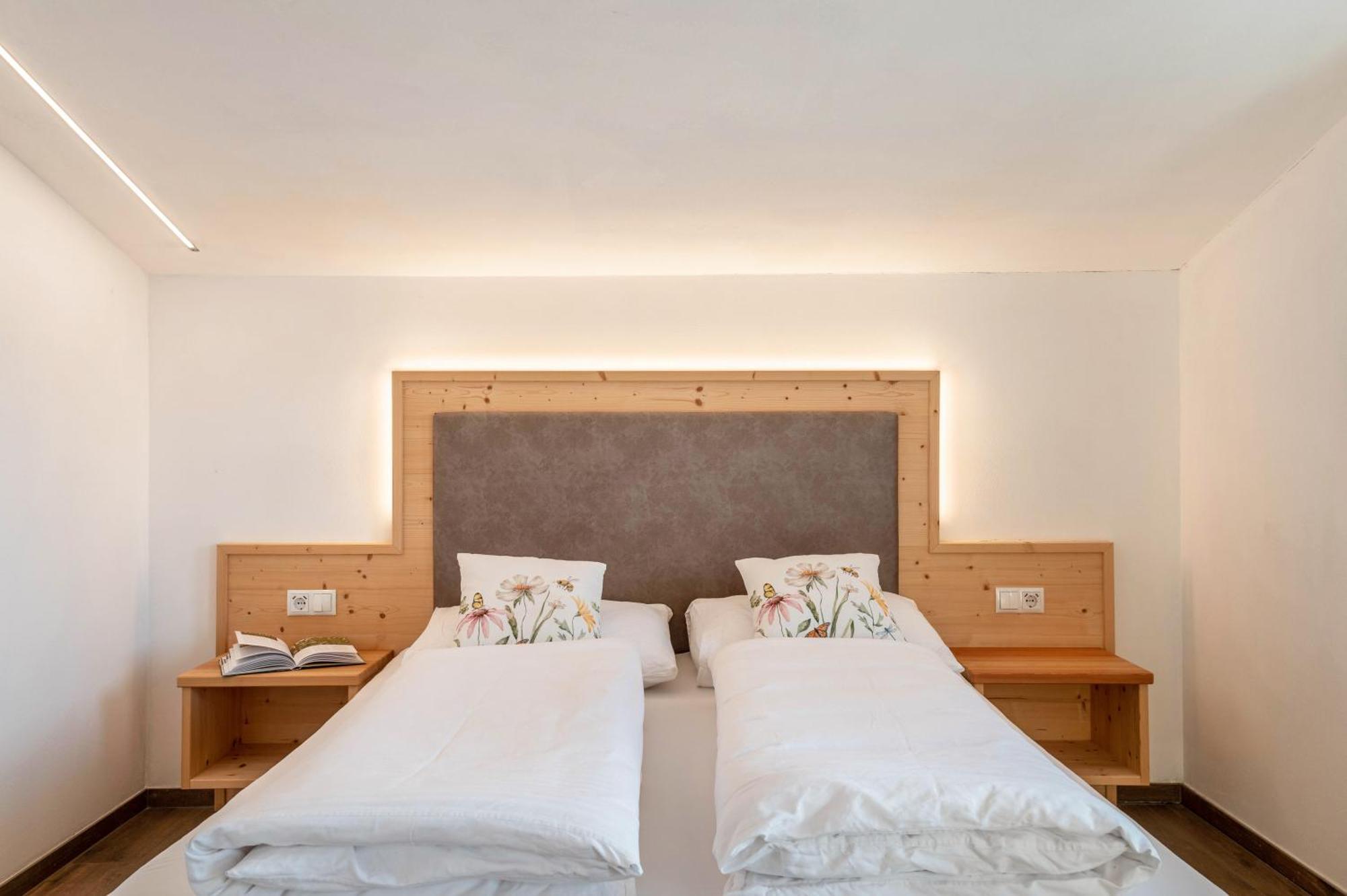 Reiterhof Apt Gaia San Genesio Atesino Exterior photo